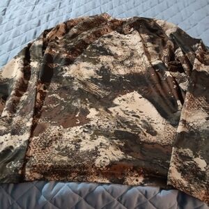Cabela's Men's Long Sleeve Camouflage Tee